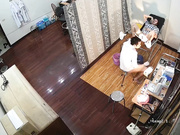 《医院监控破解》男医生和美少妇趁着午休时间科室没人赶紧打一炮❤️然后趁着工作之便帮她清理干净不留后患